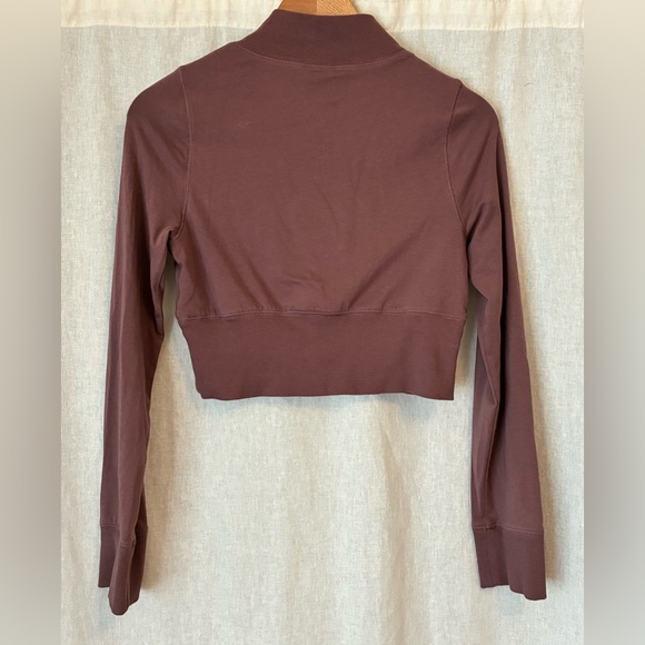 Organic Basics Core Sport Crop Zip Jacket - Picture 2 of 3